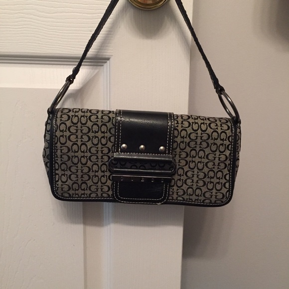 Guess handbag - Picture 4 of 4